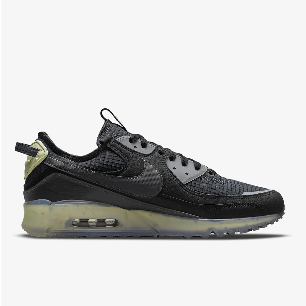 New AIR MAX 90 size 6.5